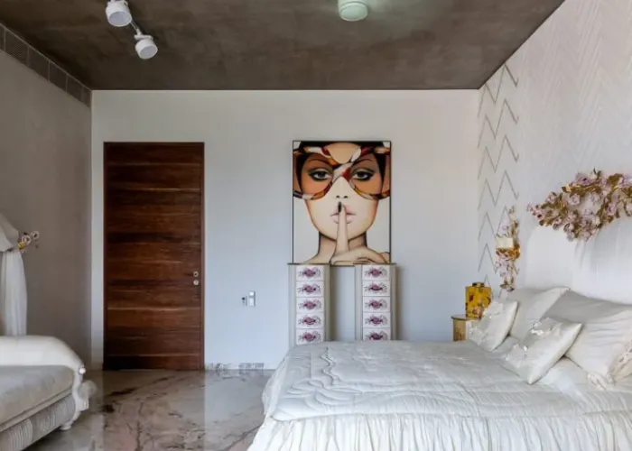 Grandeur Meets Rugged Charm