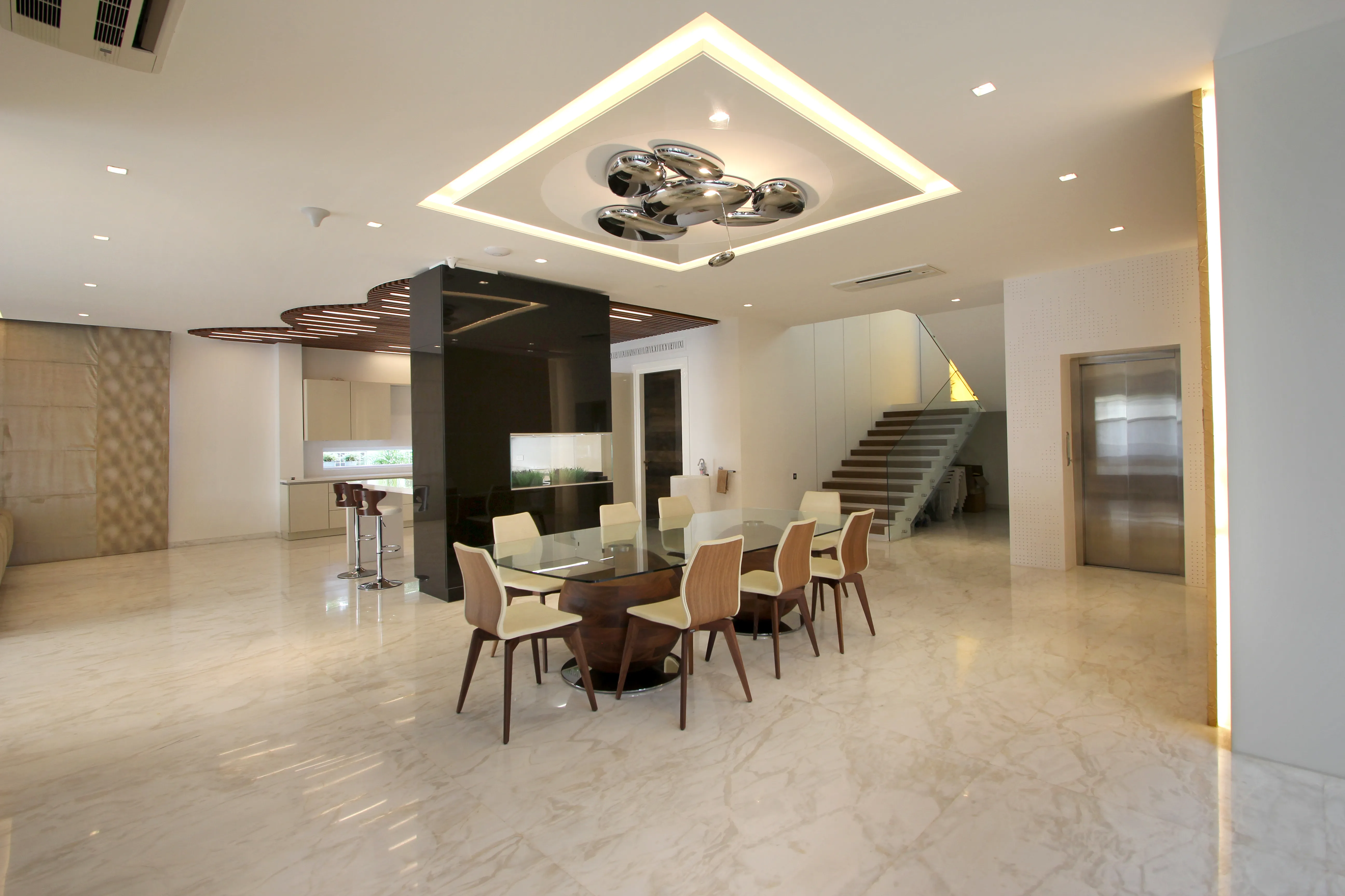 Courtiyard House View 7